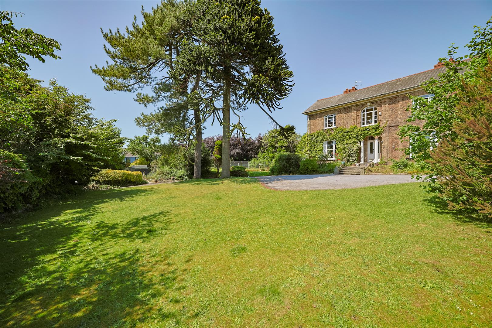Highfield House, Tyisha Road, Llanelli, SA15 1RW